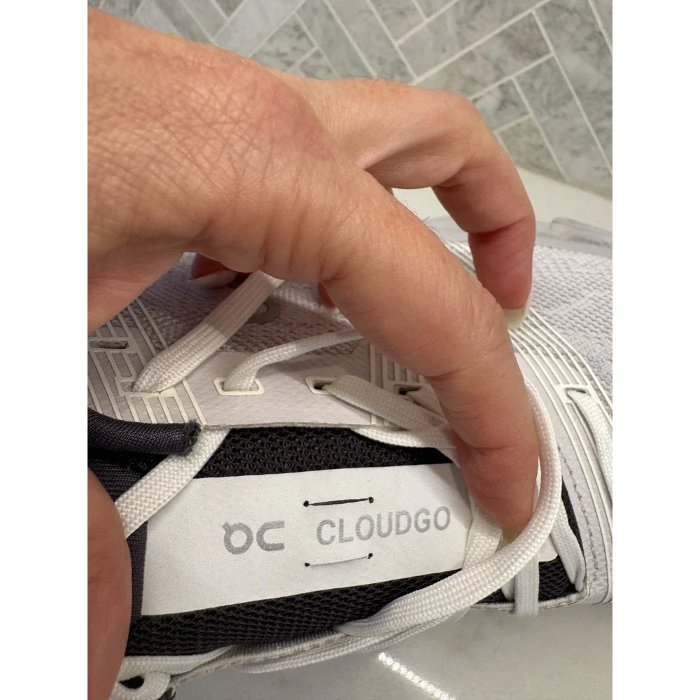On Cloud Cloudgo Running Shoes Womens 10 Grey White Athletic Lace Up Sneakers